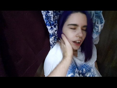 ❤️ Xwişka min di dolabê de dît û alîkariya wê kir ️❌  Sex li ku.epicpornvideos-com.ru ❌